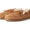 Manitobah Mukluks Shearling Cabin Loafer